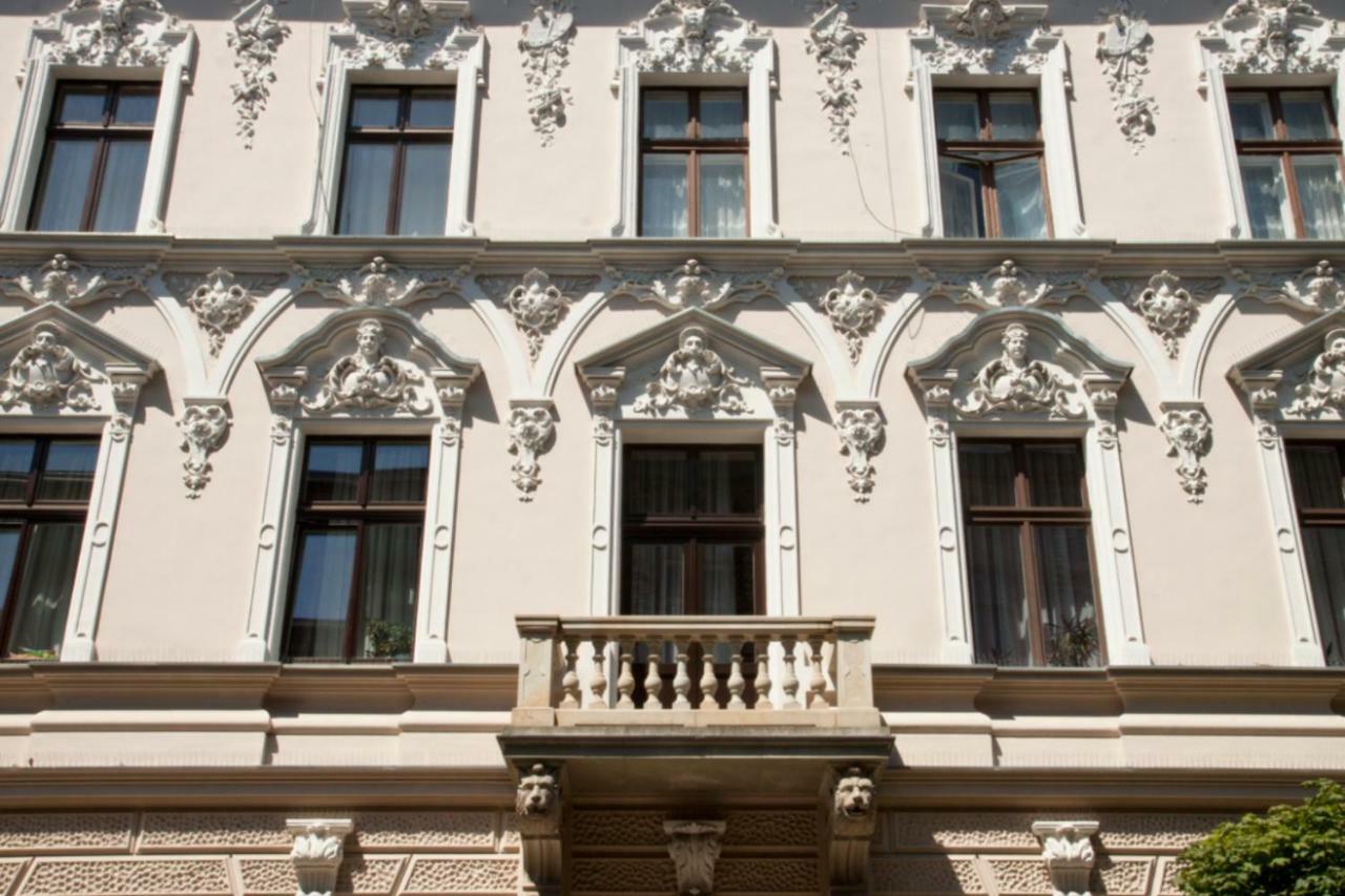 Quiet Loft Michalowskiego Street Appartement Krakau